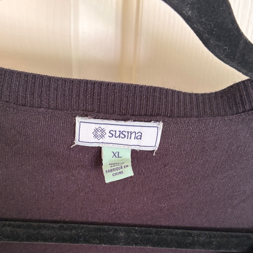 Black Button-Up Cardigan - Picture 3 of 4